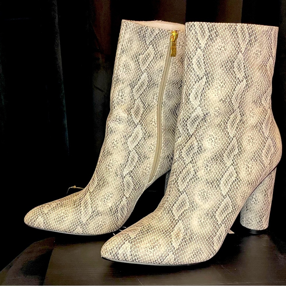 Snake Print Fall/Winter Bootie